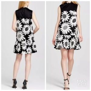 Victoria beckham black white sunflower mini dress